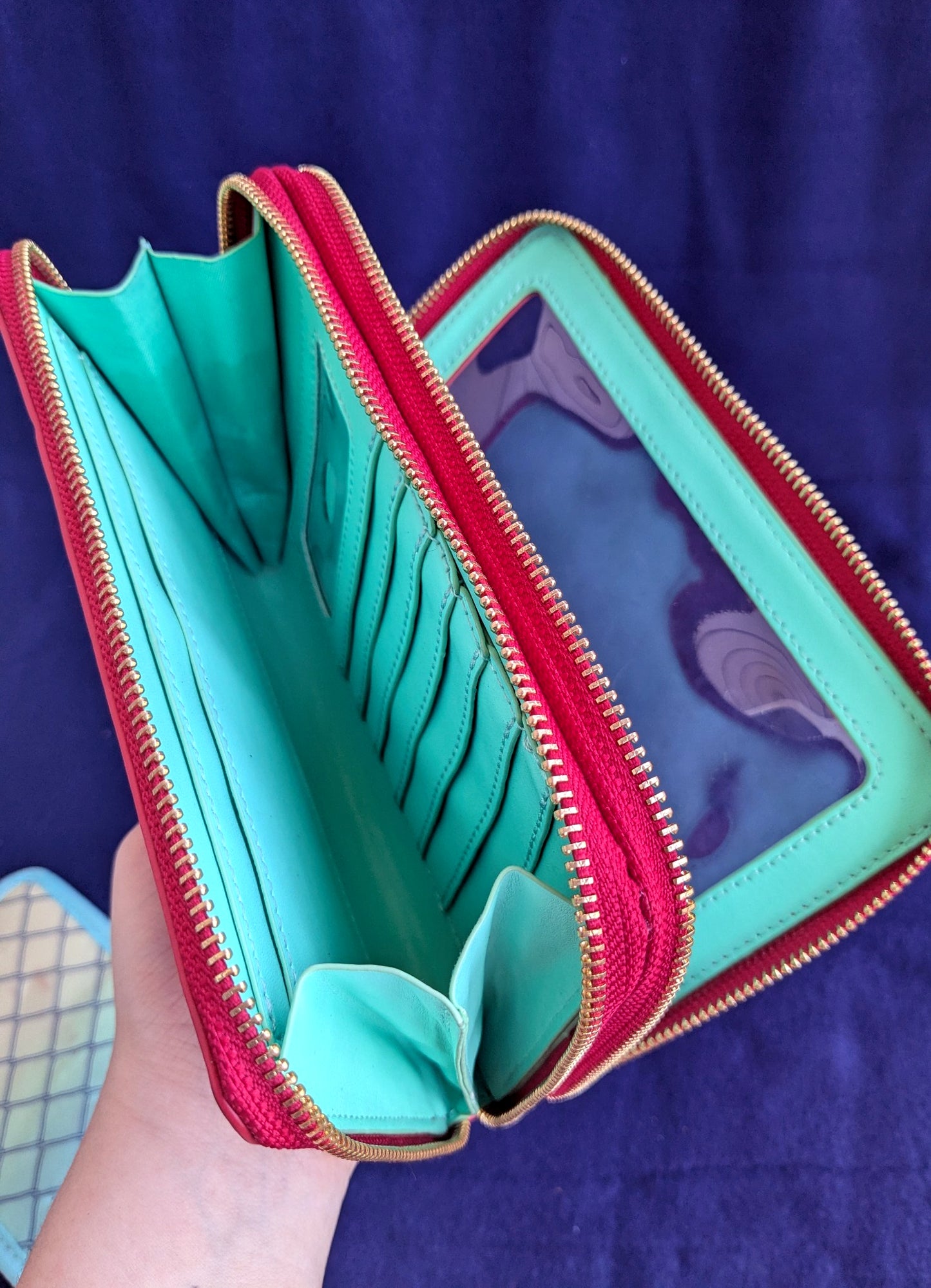 *Arena Icon Wallet - Ita Clutch with Lanyard