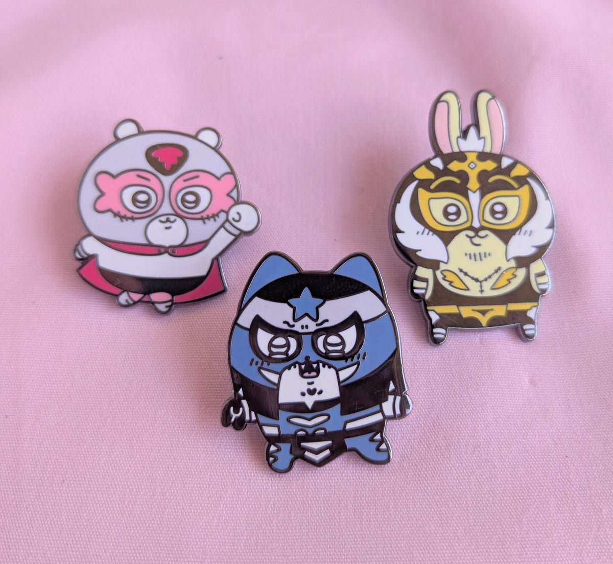 *Lucha Chiikawa Enamel Pin Trio